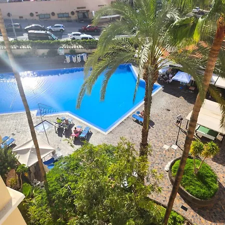 2 Bedroom In Castle Harbour C205 * Los Cristianos (Tenerife)